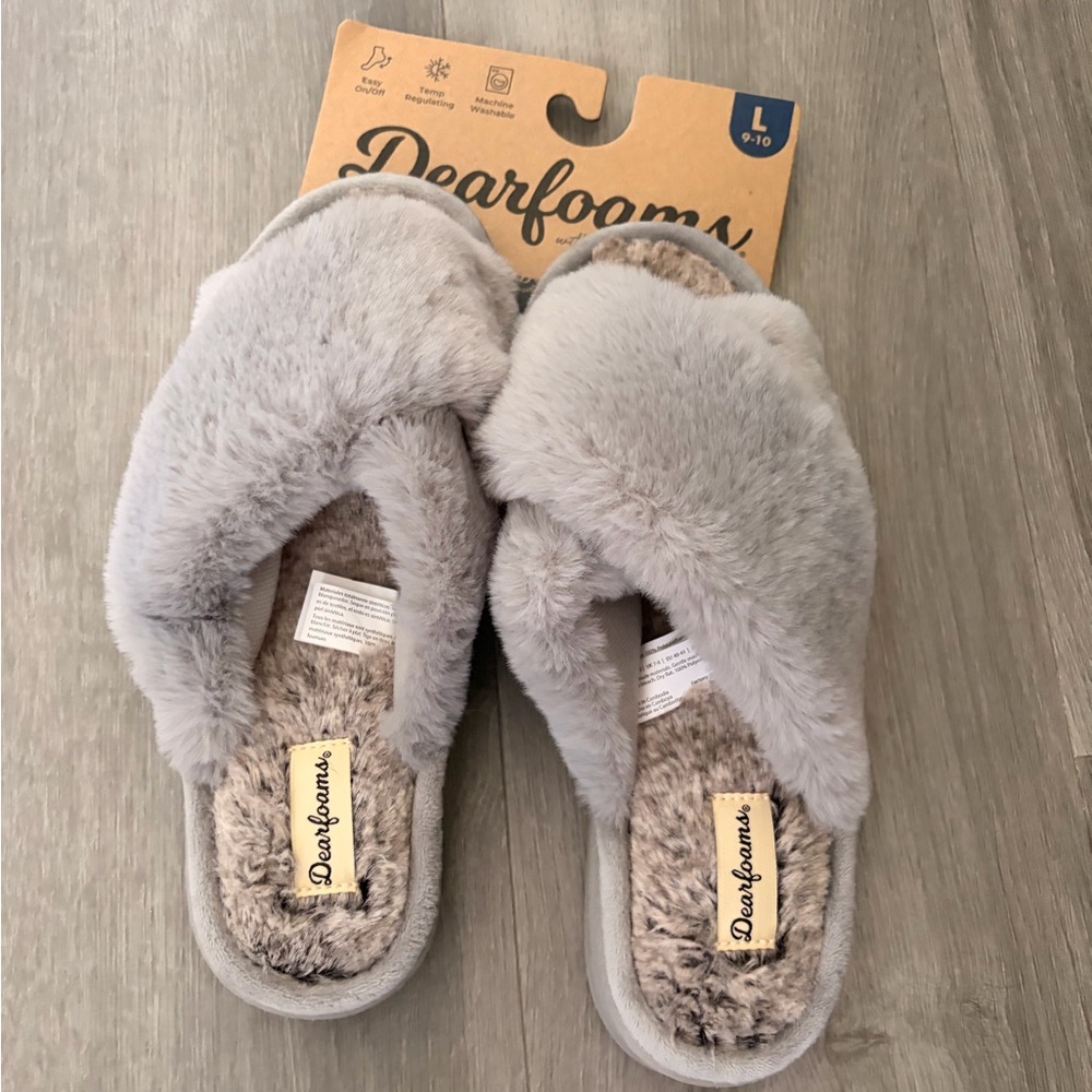 dearfoams Light Gray Plush Crossover Slip-On Women's Slippers